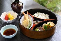 お子様　満月弁当