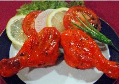タンドリーチキン （2個）  Tandoori Chicken