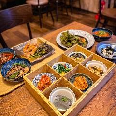 韓国ごはんとお酒 マシッタ