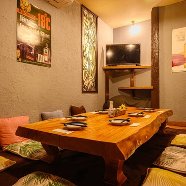 肉寿司×個室 ネオ大衆酒場 隠れ家 船橋店 店内の画像