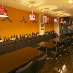 2階は20名から貸切りもOK。合コンや歓送迎会、結婚式の2次会に♪
