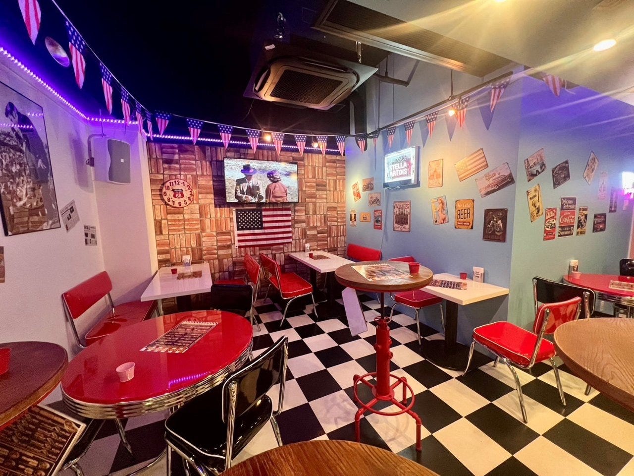 American Diner EMILY Akasakaの店内