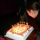 誕生日・記念日に！サプライズ演出ケーキ！！