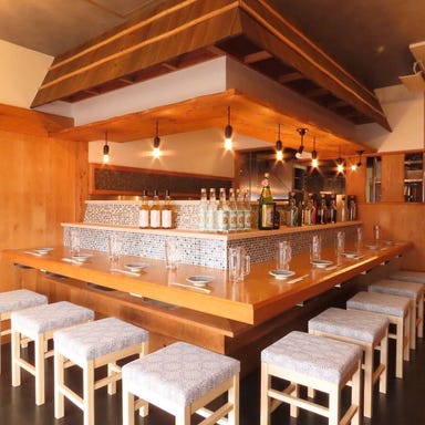 大衆酒場 麓宵〜ロクショウ〜_カウンター席