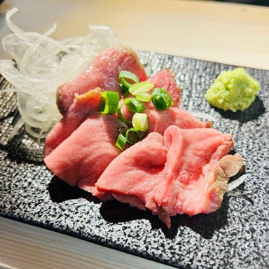 大衆酒場 麓宵〜ロクショウ〜_お勧めの肉刺し