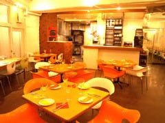 ニクバル クオン 