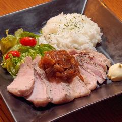 三元豚のポークステーキ ニクバル クオン_三元豚のポークステーキ