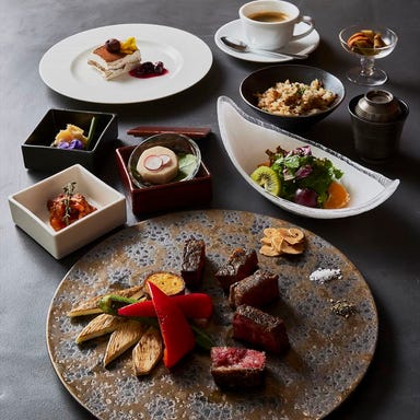 鉄板 薊‐Azami‐ 鹿児島店_平日限定【銀湾~GINWAN~】薩摩牛赤身の鉄板焼き含む 10品 8800円