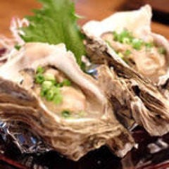 生牡蠣や焼牡蠣のほか、フライやグラタンなど様々な料理を用意！