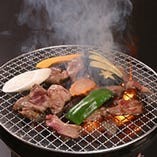 焼肉の食べ放題！ 
飲み放題とセットがお得！