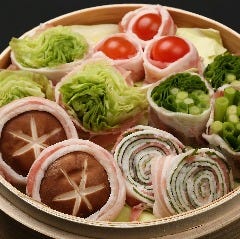 女性に人気!!肉巻き野菜のせいろ蒸し♪３種・5種盛があります。