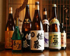 人気の焼酎も 種類豊富に取り揃えております。