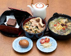 若松商店 台湾料理 台湾カフェ