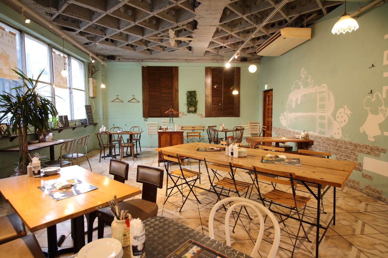 5. 開放的な雰囲気で子連れも入りやすいロブズパスタカフェロブ栄店