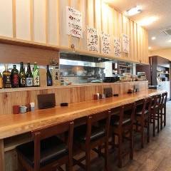 お一人様や大歓迎！ふらりと気ままにお立ち寄りくださいませ