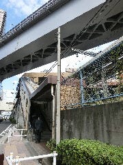 JR浜松町駅南口のS5出口です。