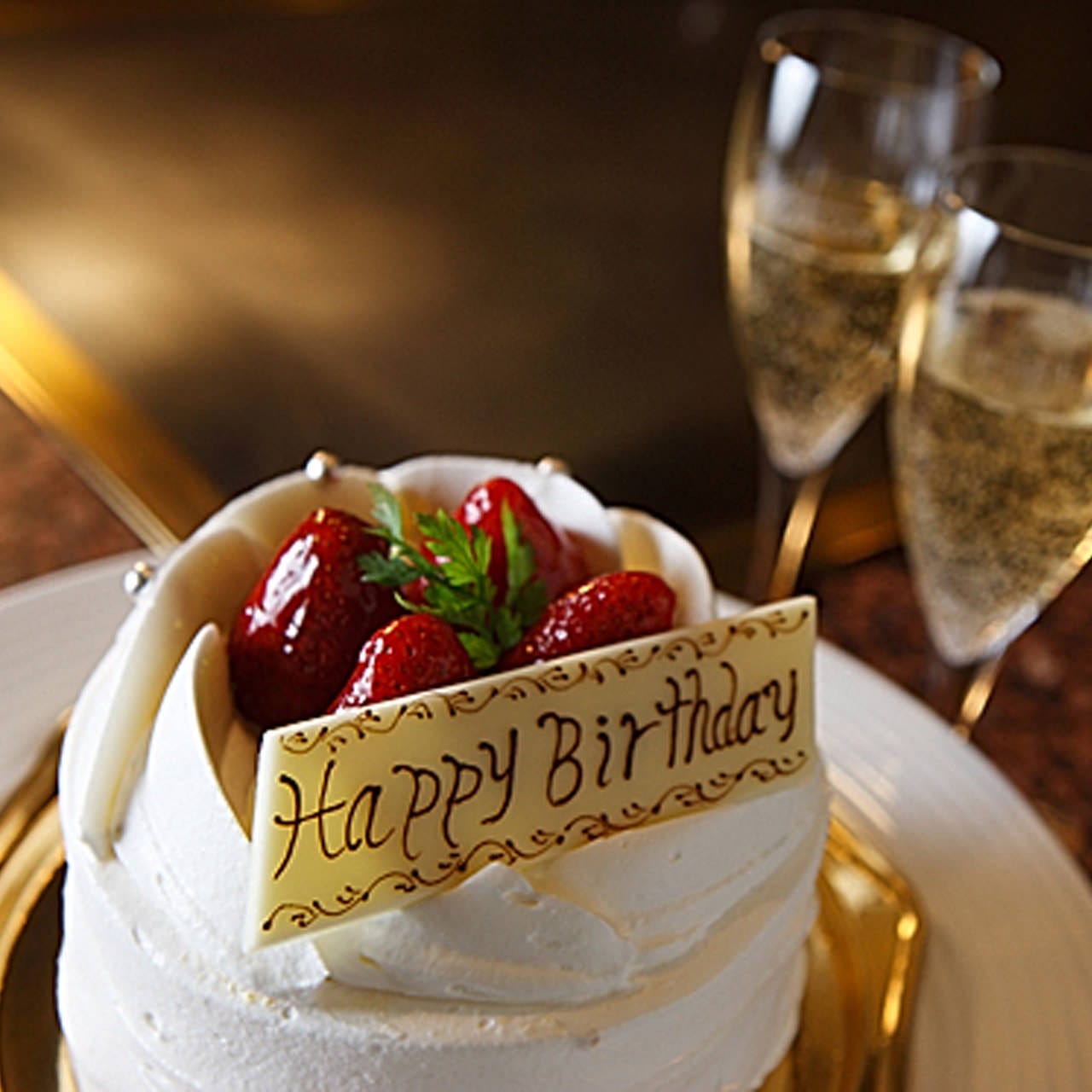 乾杯ドリンク付き プレミアム記念日コース極上 黒毛和牛や蝦夷鮑 伊勢海老テールなど全6品の詳細 ステーキハウス ロイン Hep Navio 梅田 大阪駅 鉄板焼き ぐるなび