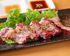 炭火焼肉 路地裏