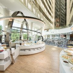 ヒルトン東京ベイ 「lounge O」