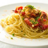 イタリア産ボッタルガ（からすみ）とドライトマトのスパゲッティーニ