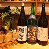日本酒は最低でも12種類！季節の地酒も取り揃えてます♪