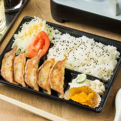 餃子販売所 新宿小滝橋通りいち五郎 メニュー Take Out ぐるなび