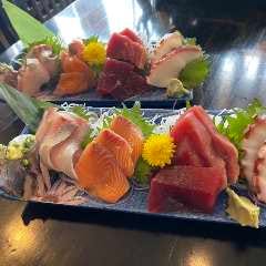 魚問屋食堂 さかなや くろ