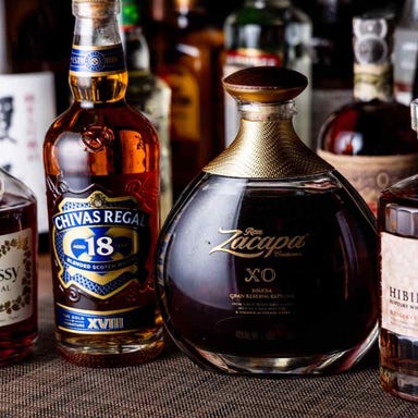 DINING BAR JUN ダイニングバー 新橋_ビジネスシーンでの接待・会食に新橋という立地柄、ビジネスシーンでの利用も多いJUN。