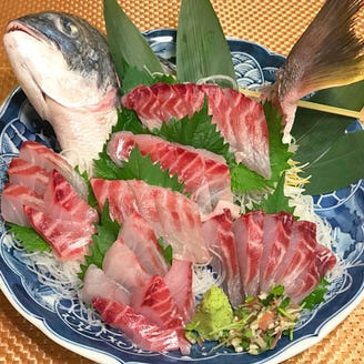 地魚屋台 元町豊丸 メニュー お料理いろいろ ぐるなび