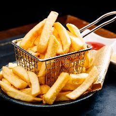 ベルギー産ビンチェ芋を使った本格フライドポテト！