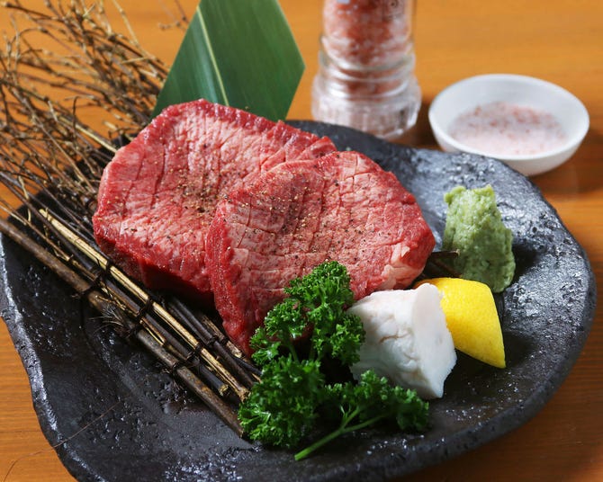 焼肉と手打冷麺 まんぷく 岡山平和町店 岡山市 焼肉 ぐるなび