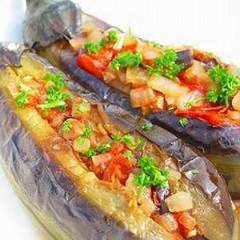 旬の野菜を使った創作料理も味わえる！