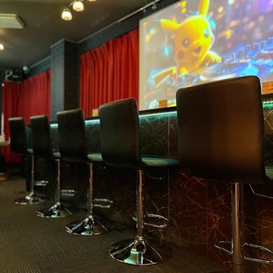 Players All in_カウンター・テーブル席選べます。