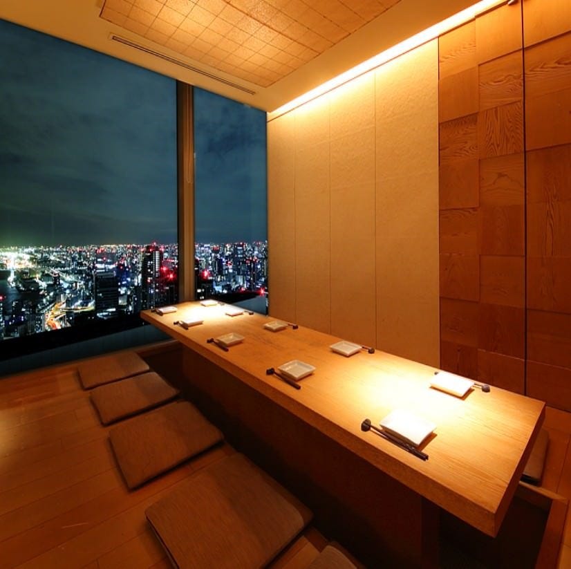 ダイナミックキッチン バー 響 カレッタ汐留店 席 ぐるなび