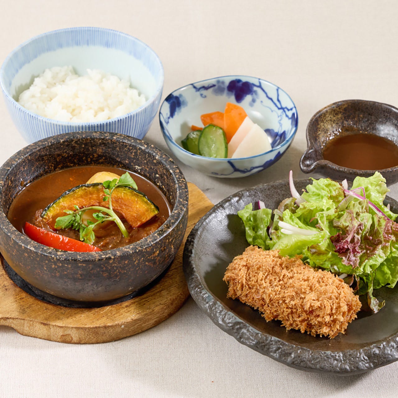 カレコレ屋　ランチセット 今週の週替わりランチセット¥1500 (サラダ・ドリンク付) ⁡ Aランチ