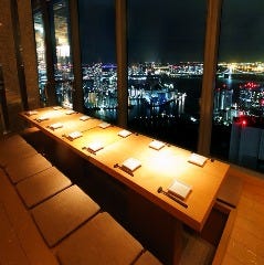 地上２００mからの東京湾の夜景