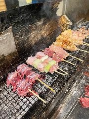 炭火焼鳥いわずもがな