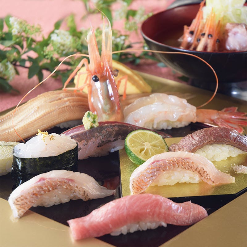 寿司で地魚を満喫