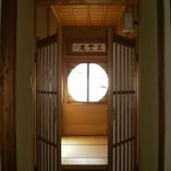 ２階個室「三宝庵」入口