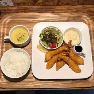 キッチンサクラ 野田屋町店 ランチメニュー ぐるなび