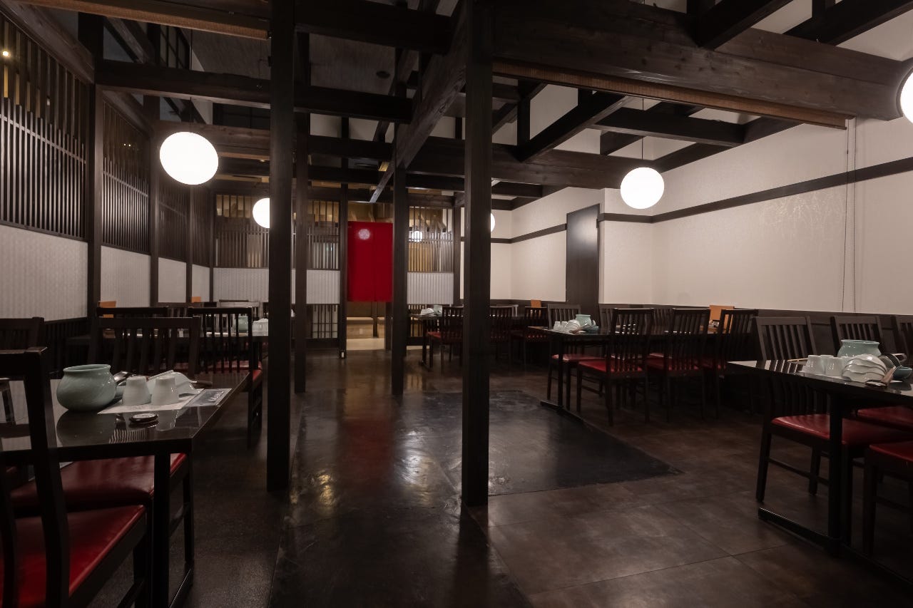 水たき料亭博多華味鳥天神店