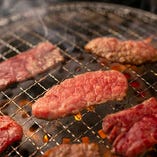 一頭買い黒毛和牛や国産ホルモンが絶品の韓国焼肉