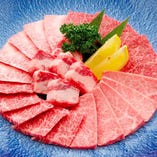 黒毛和牛特選盛り4,980円(税抜)   カルビ一丁沼津店・沼津・焼肉・カルビ・ホルモン・厚切りタン・桜ユッケ・回線かに焼き・冷麺・ビビンバ・食べ放題・宴会コース・ランチ・飲み放題・女子会