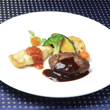 ホテル広島サンプラザ レストラン クレセント  メニューの画像