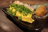 名古屋コーチンだし巻き            だし巻き玉子
出汁入りなごやこーちん卵で巻いております。
食べてわかる美味しさ！