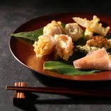 ネオ天ぷら是非食べて頂きたい一品。お酒との相性も抜群です◎