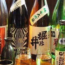 全国各地の旬の日本酒を取り揃え！