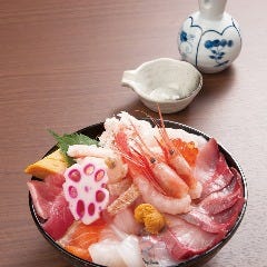 海鮮えにし丼 地物をふんだんに使い一皿で金澤を味わえる丼!!