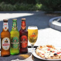 ビアガーデン 選べるお肉のグリル盛り クッチーナデルカンポ【新宿貸切宴会】_『2H飲放付ビアガーデンプラン』前菜4種盛り合わせ、有機ベビーリーフのグリーンサラダ、本日の窯焼きピッツァ、本日のパスタ、山形県産米澤豚のグリルなどが楽しめます!