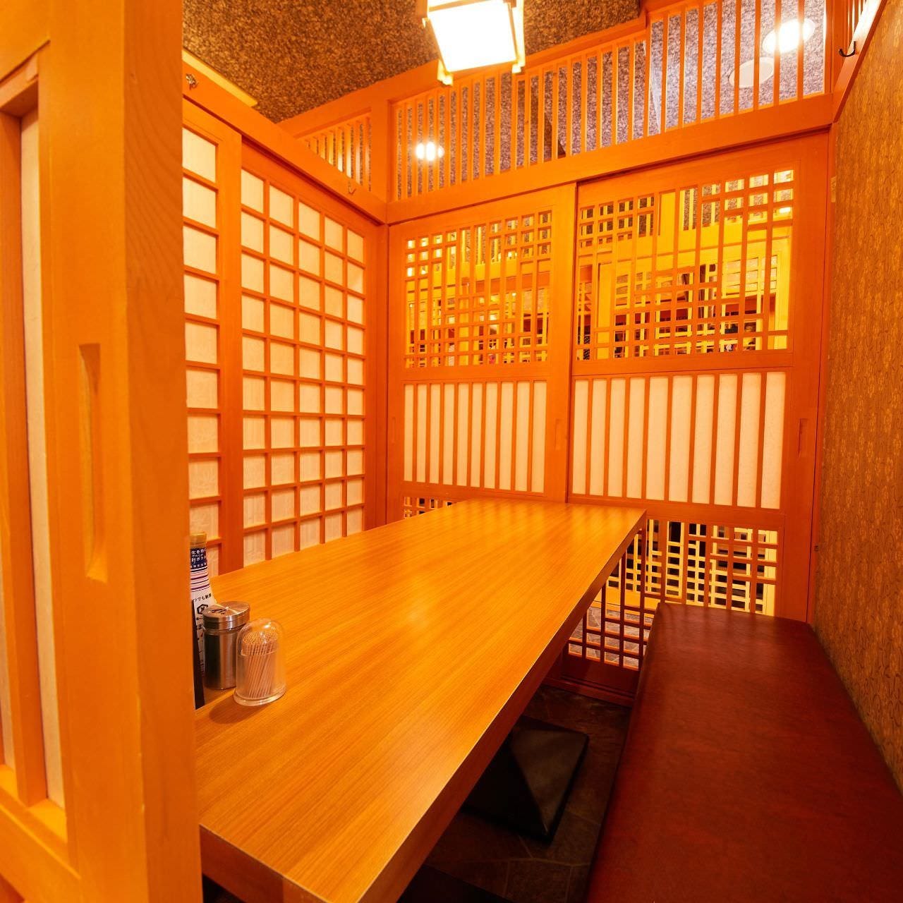 焼鳥とまぐろ食べ放題 全席個室居酒屋 魚三蔵 本郷三丁目店 コース 焼鳥食べ放題 2時間飲み放題 焼鳥6種盛 カルパッチョ含む全12品 焼鳥コース 3 0円 全席個室 ぐるなび